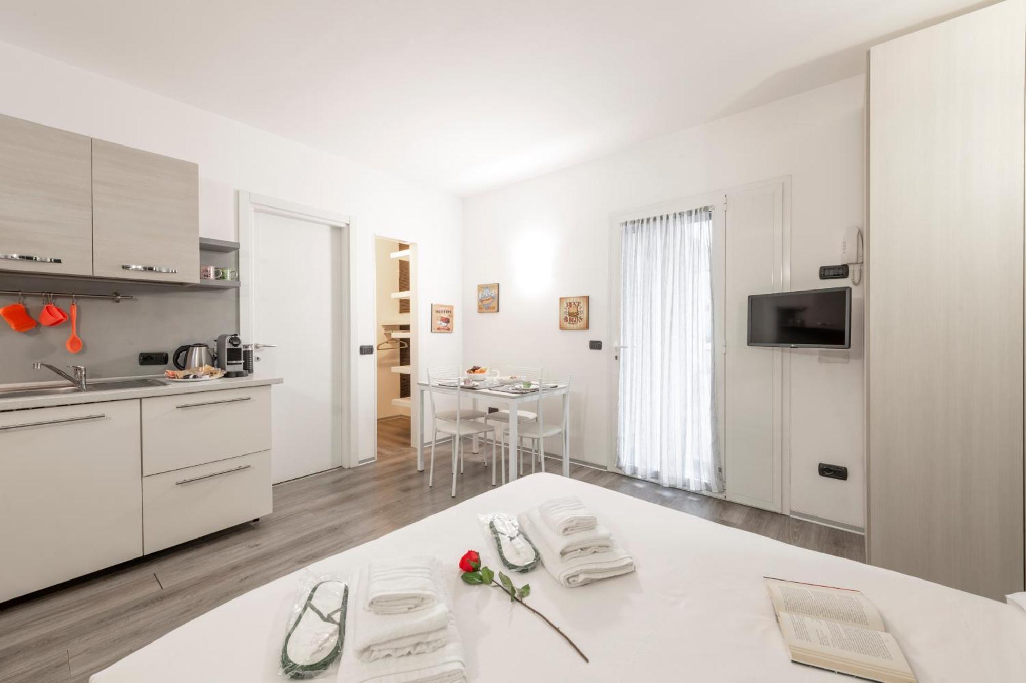 Bnbutler - Archimede 53 - Bright Studio Milaan Buitenkant foto